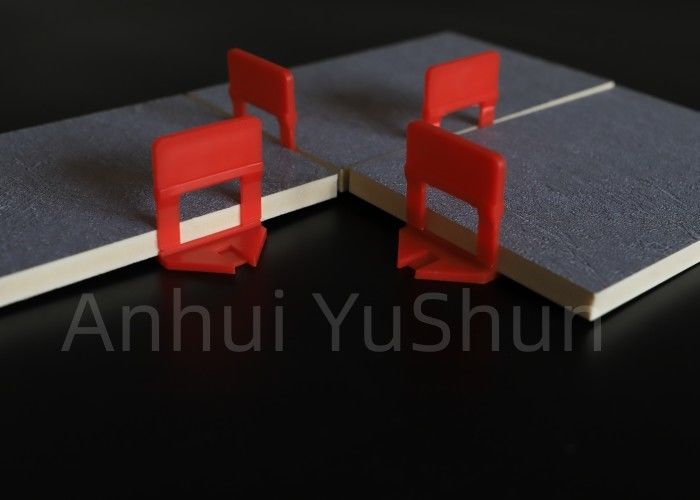 Clips e cune di livellamento di piastrelle in plastica da 1,5 mm multicolore utilizzati per pavimenti e pareti
