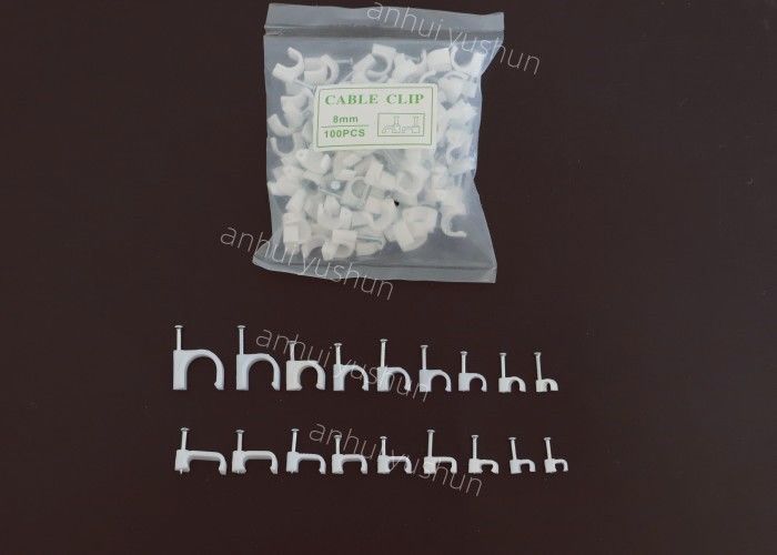 Clips per cavi in plastica facili da installare per usi interni/esterni con caratteristiche e vantaggi