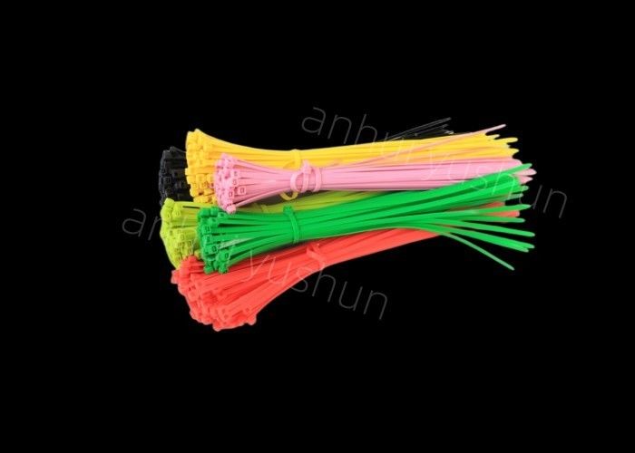 L'auto che chiude i legami a chiave in serie dello zip fissa il materiale del nylon 6/6 delle fascette ferma-cavo 370mm del legame