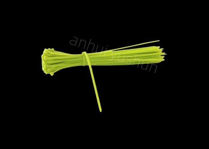 L'auto che chiude i legami a chiave in serie dello zip fissa il materiale del nylon 6/6 delle fascette ferma-cavo 370mm del legame