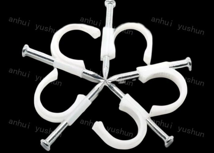 Organizza i cavi con clip di cavi in plastica per interni/esterni da 4 mm a 25 mm