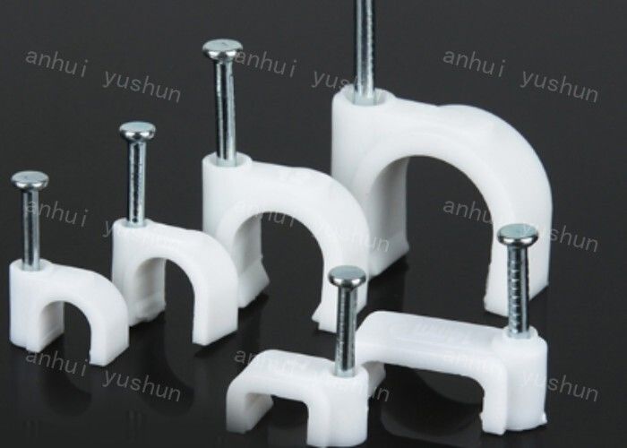 alta durevolezza di 10mm e collarini per cavi di plastica del chiodo flessibile di plastica intorno alle clip del cavetto registrabile