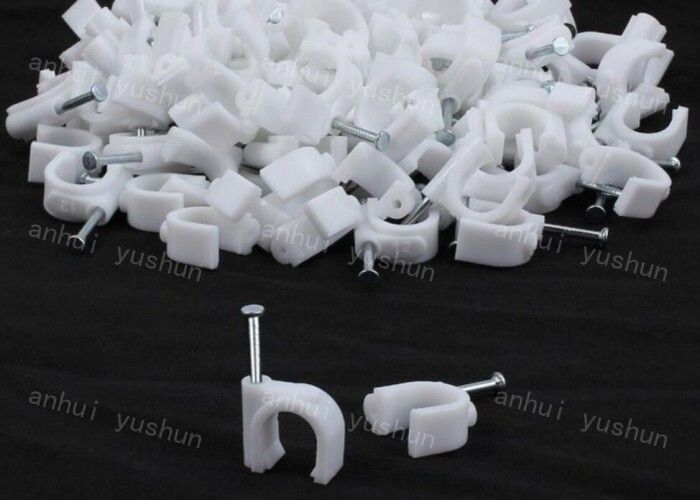 Di plastica bianco collarino per cavi il poliestere di 4mm-25mm per il collarino per cavi di plastica del cavo del cerchio scatola/della borsa tutte le dimensioni