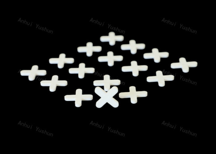 Comodi spaziatori di piastrelle in plastica da 3 mm Lunghezza 27 mm per un'installazione rapida e facile